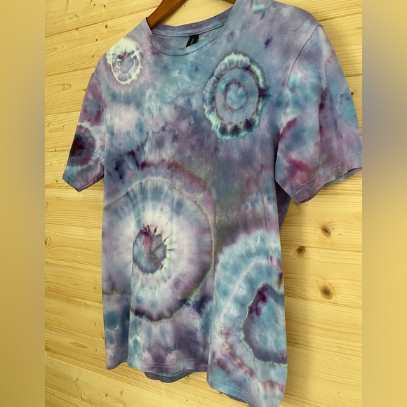 NEW Unisex GILDAN Soft Style | Tie-Dye T-Shirt | Color: Purple and Blue | Size M - Picture 3 of 8
